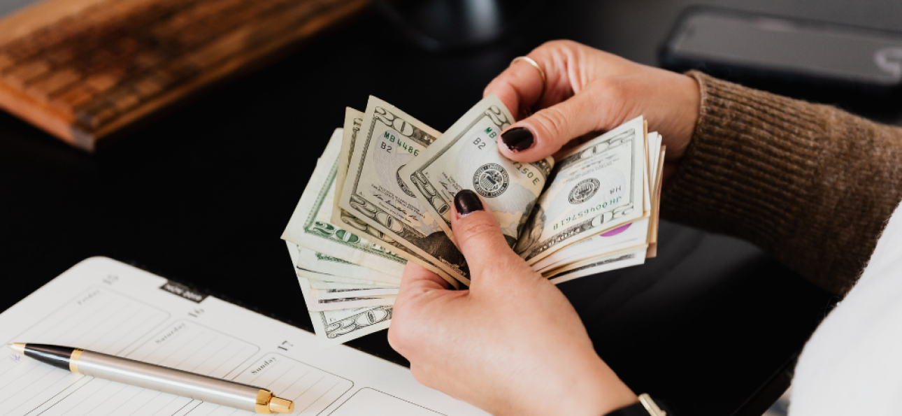 Best Time to Exchange USD for CAD in 2025